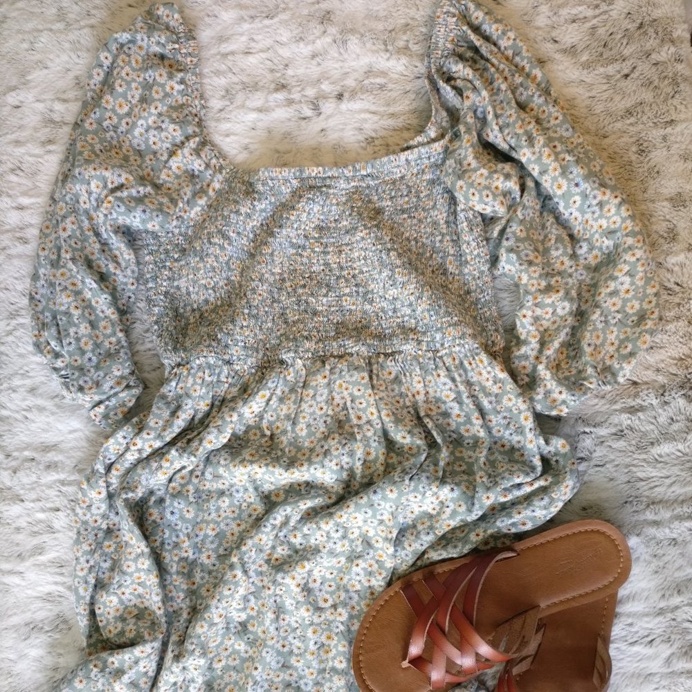 Whyte Valentyne Floral Smocked Dress - 8